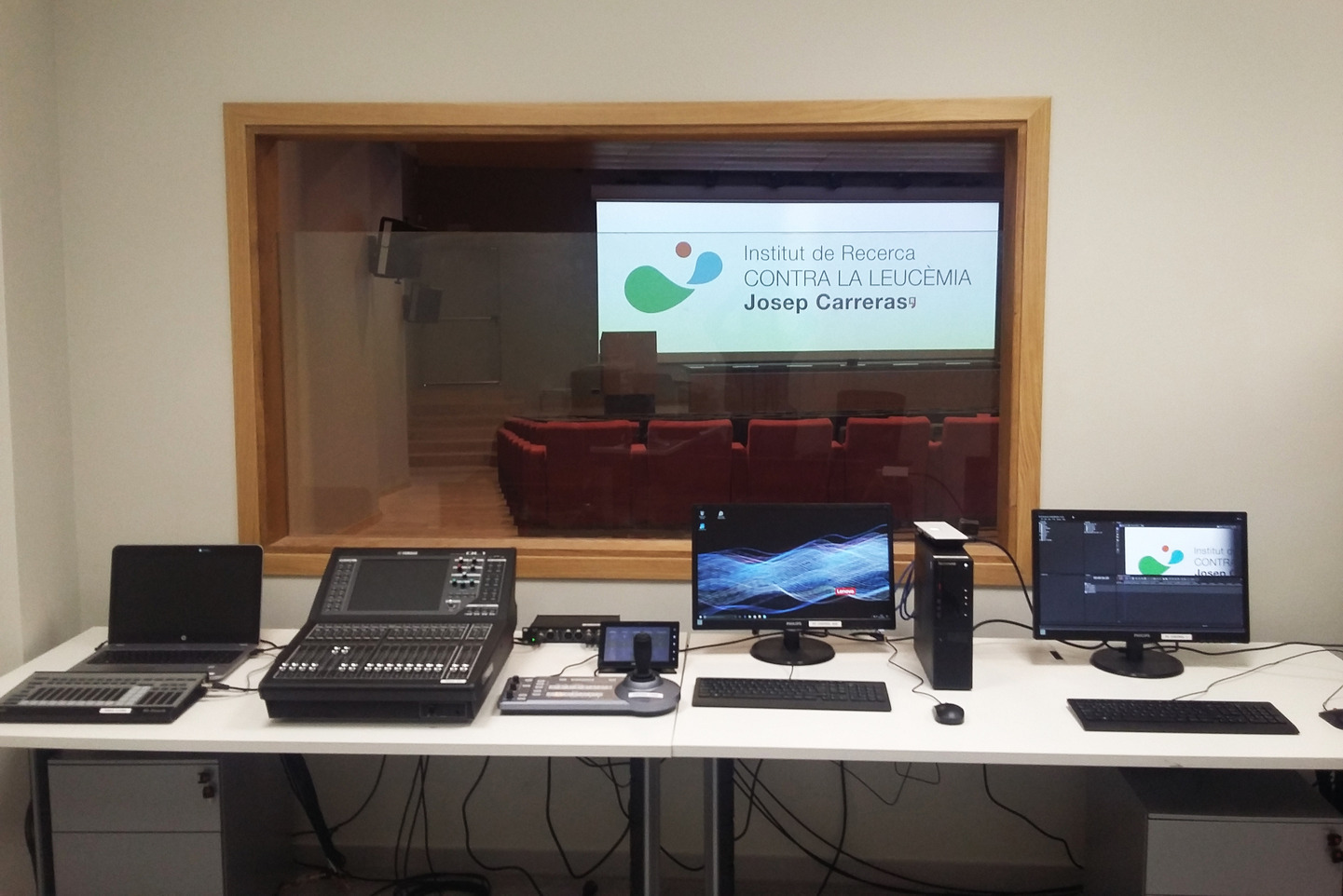 Charmex suministra lo último en tecnología audiovisual al Instituto de Investigación contra la Leucemia Josep Carreras